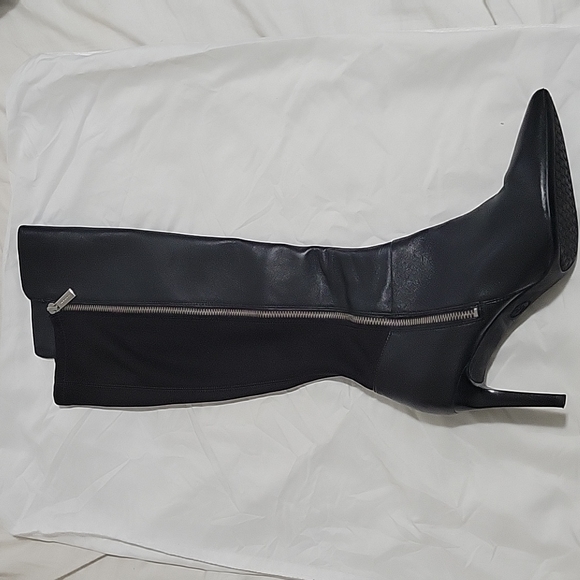 Michael Kors black stretch boot - Picture 2 of 4